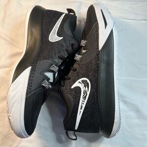 Nike fly traps no box $20